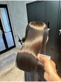 眩しい艶髪に！縮毛矯正