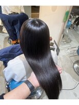 リラエ(Lyrae) 縮毛矯正/髪質改善/美髪カラー/トリートメント【大阪/西梅田】