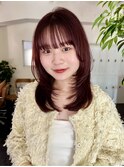 ミディアムレイヤー 小顔カット ワインレッド
