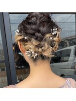 ミル(1001 mille)&nbsp;ブライダルヘアセット/結婚式ヘアセット/結婚式着付け