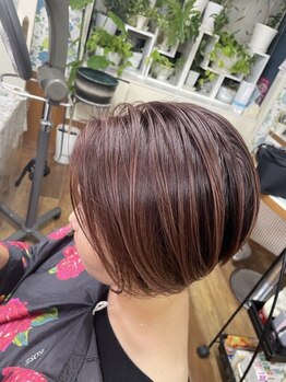 サロンドカヨ(salon de KAYO)の写真/大人女性の髪のお悩みを解決するカラーで理想の仕上がりに。髪と頭皮に優しい薬剤を使用しています◎