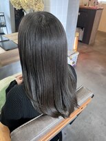 ティティ(TiTi)&nbsp;グレージュカラー[TiTi_福田りの]