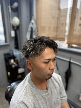 バーバーショップライズ 2nd(barber shop RAIzE) スパイラルパーマ