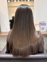 アンブル リュクス 池袋(amble luxe) ナチュラル艶髪縮毛矯正