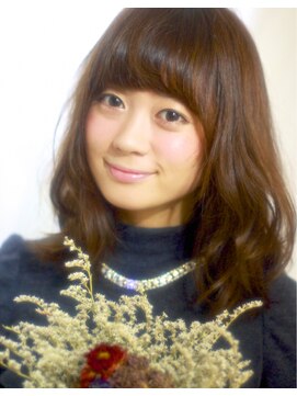 ディスタカマツ(This TAKAMATSU) This collection MEDIUM☆柔らかいウェーブが可愛い☆