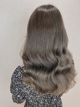 ジーナ 船橋(Zina) 髪質改善×シルバーグレージュ☆Zina 石井