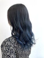 アライブ キチジョウジ(ALIVE Kichijoji)&nbsp;繊細な筋感のエアタッチバレイヤージュ/インナーカラー