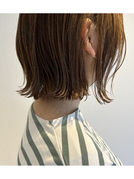 ヘアーサロン フーガ 春日部店(HAIR SALON fuuga) 切りっぱなしボブ1