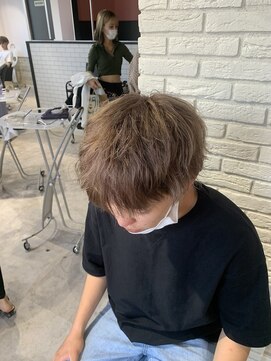 リーオオサカ(Lee Osaka) ベージュカラー