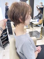 アンド ストーリーズ(&STORIES)&nbsp;大人可愛い前髪ありのひし形マッシュショートパーマ20代30代