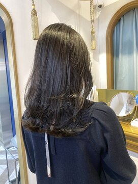 ロンドアベニール 北千住(Lond avenir) くびれミディアム プリカール オリーブグレージュ 西田