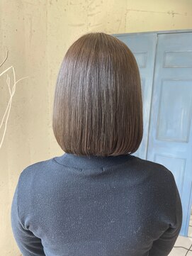 フォルテ 中田店 肩出しボブのブラウンカラー