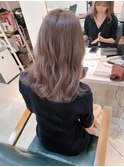  黒髪カタログ/グレーベージュ/レイヤーロング/アッシュカラー/