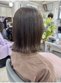 プツッとボブ