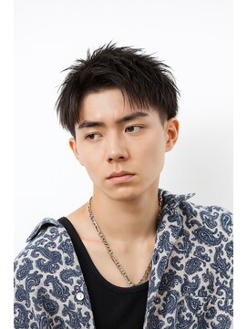 ライフイズ ゴート(Life is...GOAT) アップバング×眉カット