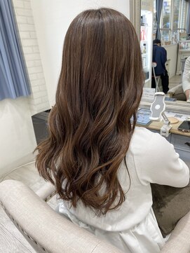 ガーデン バイ イル(GARDEN by illu Co.Ltd) ブラウンベージュ×ゆる巻きロング