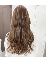 アディション 新宿(ADITION)&nbsp;【韓国】艶感ハイライトミルクティーグレージュレイヤーカット