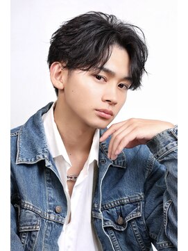 リップス 吉祥寺店 (LIPPS) センターパートニュアンスパーマツーブロック刈り上げ