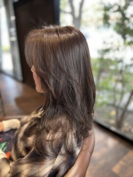 レパーン(Lepa) ツヤめきグラマラスロング