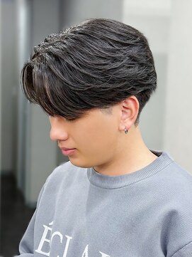 スラッシュ(SLASH) フェザーパーマ/ニュアンスパーマ/センターパート/姫路