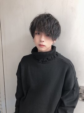 シン(syn) スパイラルパーマ　黒髪マッシュ