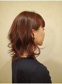 大人可愛いミディアムヘア
