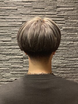 プレミアムバーバー 赤坂店(PREMIUM BARBER produce by HIRO GINZA) メンズハイライトボブ【赤坂】白髪ぼかしシークレットハイライト