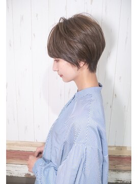 ティアラ 桜木町(TIARA) クビレショート　プラチナベージュ