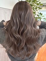 ヨロ 小岩(YOLO) ハイライトカラーミルクティーベージュケアブリーチダブルカラー