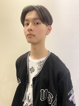 シュモレ ベイシティー ツーブロック刈り上げセンターパート