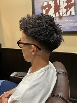 ヒロギンザ 大阪本店(HIRO GINZA) フェード×ジェットモヒカンパーマスタイル