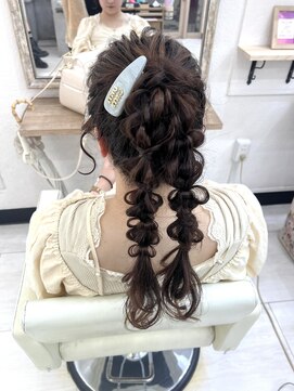 プティクローシェ バイ クオーレ(petite cloche by CUORE) 編みおろしポニー結婚式ヘアイベントヘア
