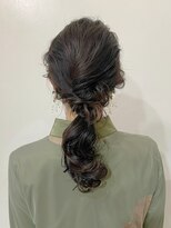 ローポニーアレンジ