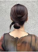 ツヤ感　タイトなシニヨンカチモリヘア　お呼ばれヘアセット