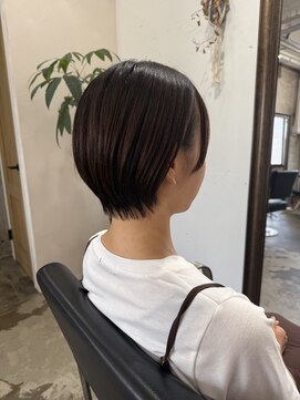 ヴィップルーム(viproom) 大人ボブレイヤーカットアッシュカラーダブルカラーおしゃれ女子