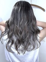 ブレイズヘアー(BLAZEhair)&nbsp;【意外とオーダー多い】暗めバレイヤージュ×ブリーチ２回