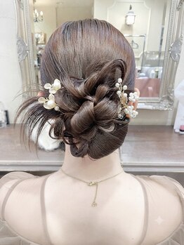 セットサロンエース(Set salon Ace)の写真/朝6時～ネット予約可！学校、仕事前のヘアセット。推し活遠征組のヘアメにもオススメ！