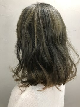 ネオリーブ シュシュ 神保町店(Neolive susu) 伸ばし途中の方にオススメ☆カラーとトリートメントでツヤ感を！