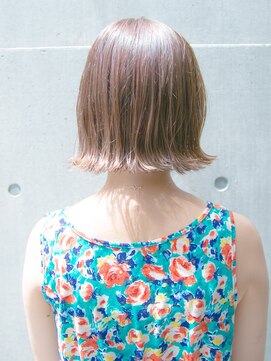 ルティア 池袋(Lutia) 切りっぱなしミニボブ