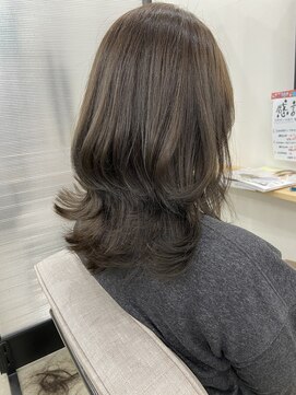 トリップ 大名(Trip) 透明感◎グレーとベージュ◎