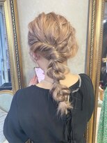 アンフィドットドゥルドゥ(AnFye.dueldo)&nbsp;【AnFye】 抜け感ある人気ヘアセット♪