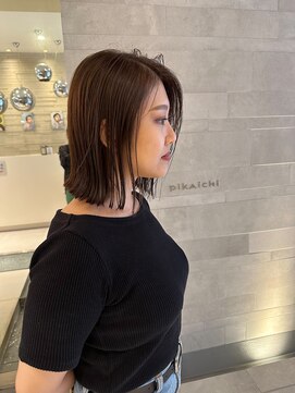 ピカイチ 上通店(pikA icHi) 肩上切りっぱなし×大人ボブ