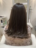 ザックラフィネ(ZACC raffine)&nbsp;オリーブベージュ/艶カラー/艶髪/外ハネワンカール/韓国風