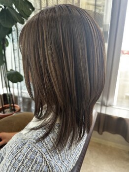 エストータルビューティサロン(es TOTAL BEAUTY SALON)の写真/《琴似/発寒南》N.カラーでダメージレスな白髪染め＆白髪ぼかしが可能＊透明感カラーで若々しい印象に＊