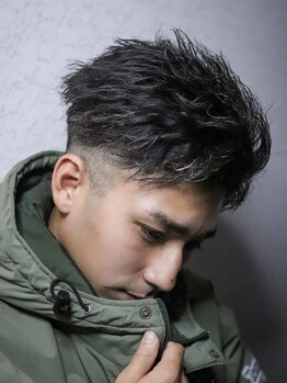 マコ(MACO)の写真/似合わせ×トレンド感をプラスしたワンランク上のスタイルを実現［円町駅/メンズパーマ/メンズサロン］