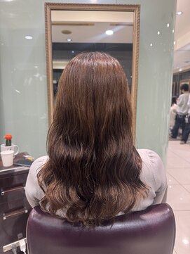 アメリ バイ アピッシュ(Amelie by apish) デジタルパーマコテ巻き風パーマ韓国風パーマ