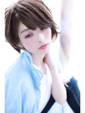 シーラス バイクラウドゼロ(Cirrus by Cloud zero) ベージュ小顔ショートボブスタイル【Cirrus by Cloud zero】