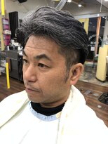 ヘアースタジオ ショージ ミディアムツーブロ