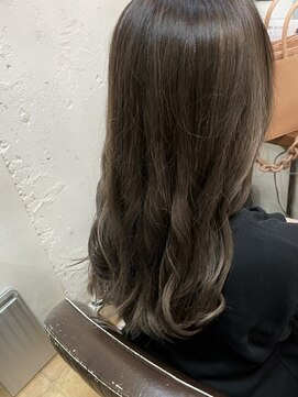 ビランチェ 池袋(bilancia) グレージュ/ナチュラルアッシュ/アースカラー/ニュアンスカラー