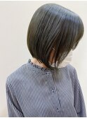 オリーブグレージュ&前下がりボブ☆